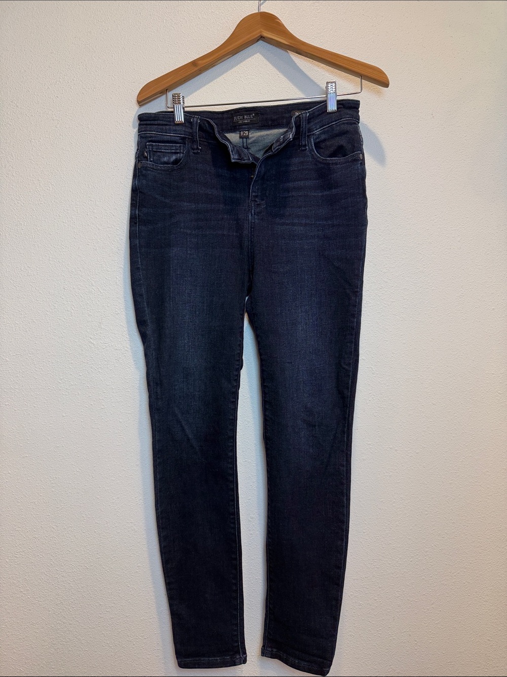 Judy Blue Los Angeles Dark Wash Skinny Jeans 9/29